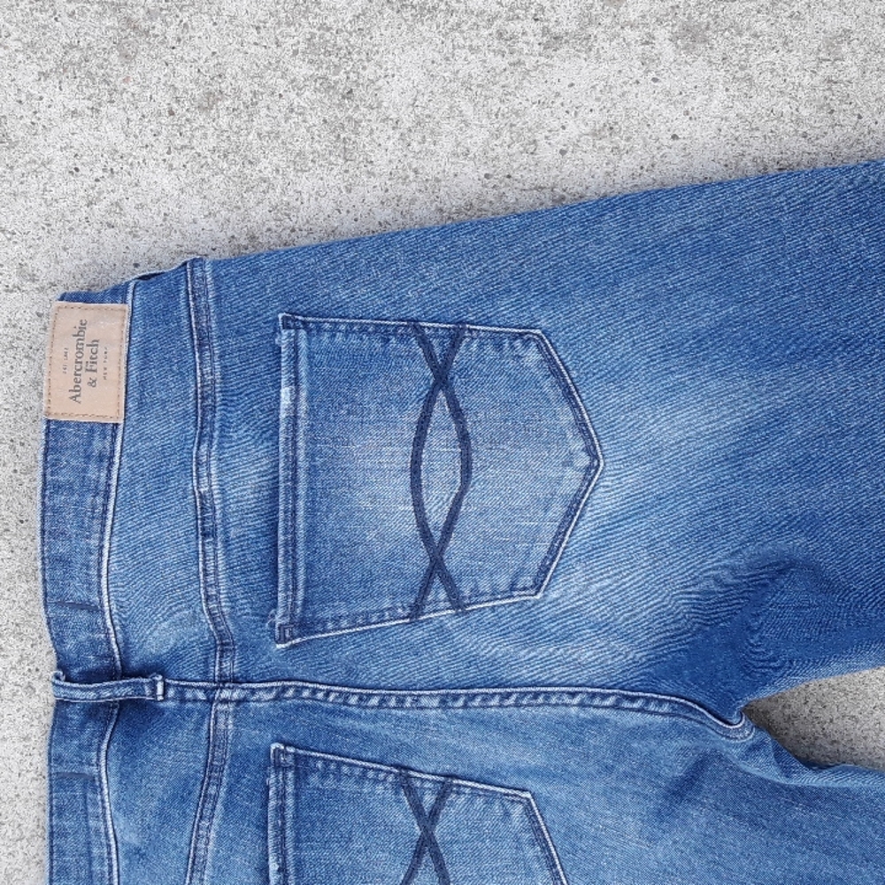 Abercrombie Fitch Super Skinny 14 regular w 32 blue jeans